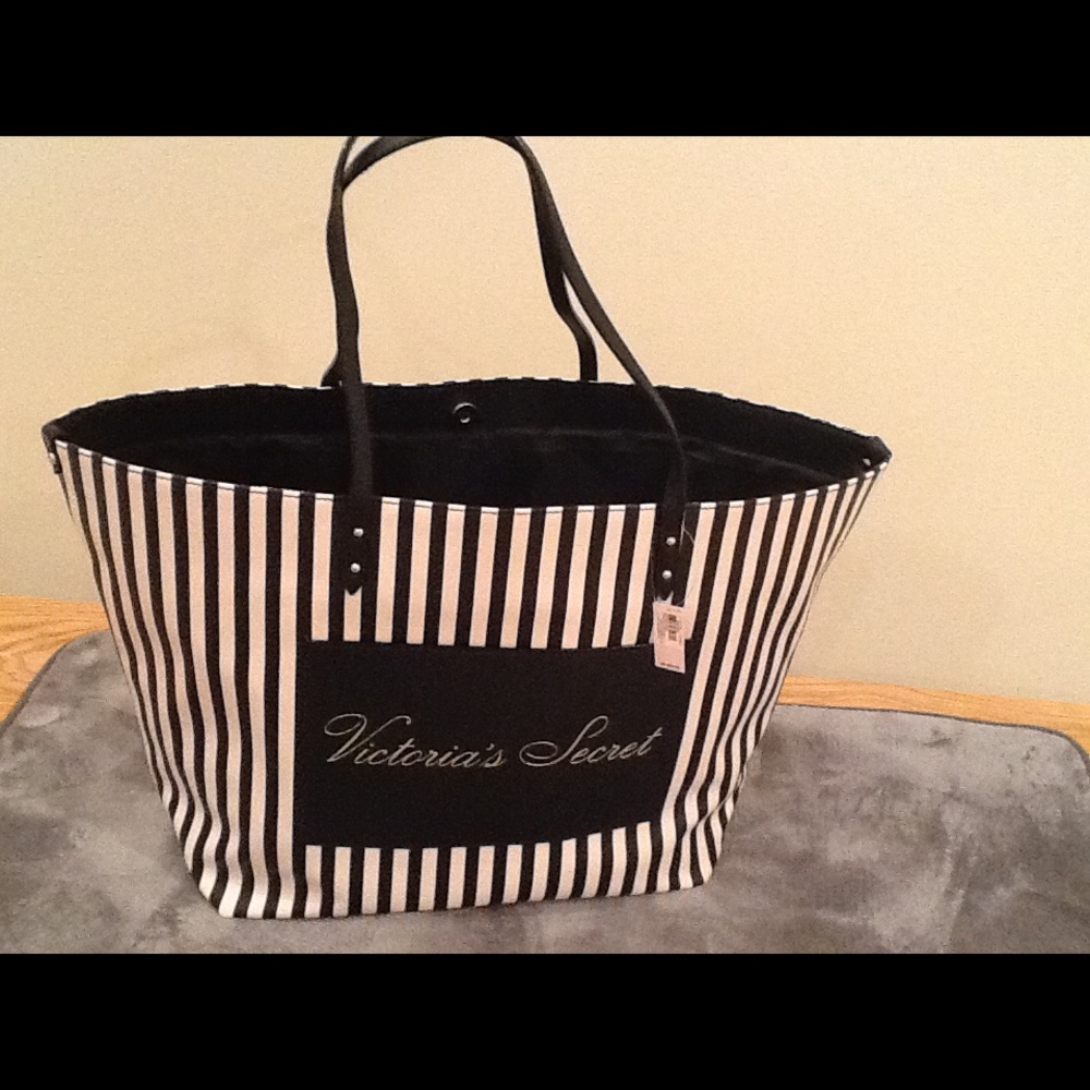 Large striped Victoria's Secret Tote. NWT